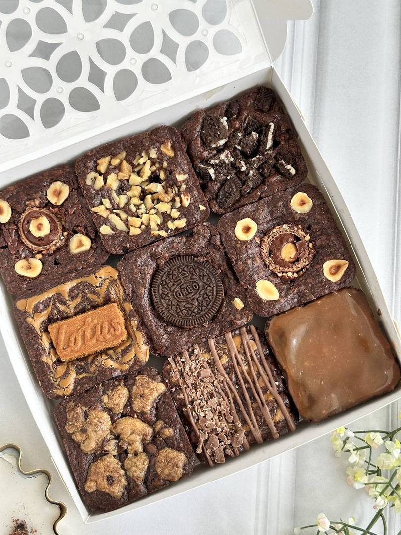 Gift box of assorted brownies